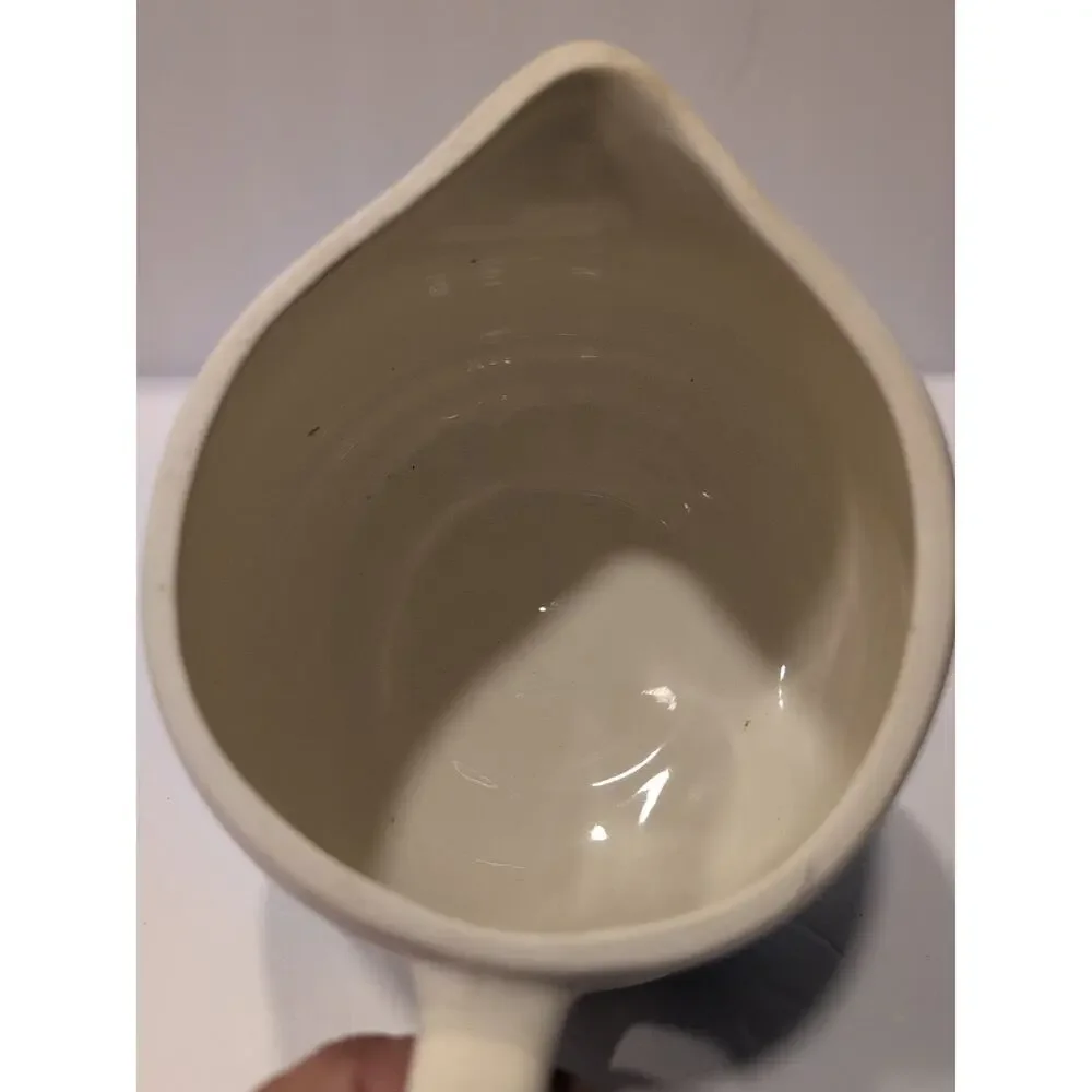 Vintage Ute Mountain Colorado Native American Tribal Pottery Pitcher‎ Signed
